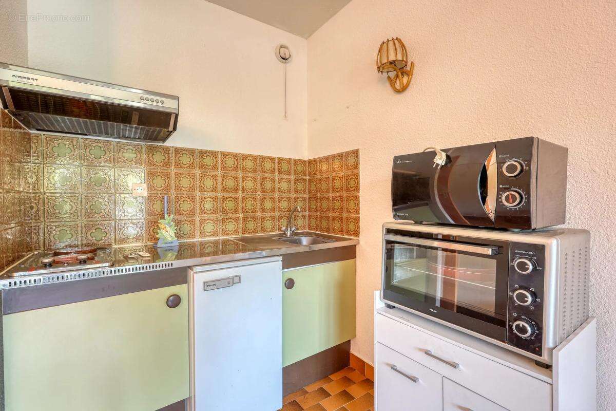 Appartement à SAINT-CYR-SUR-MER