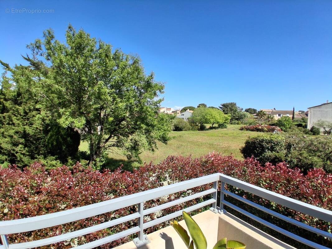 Appartement à SIX-FOURS-LES-PLAGES