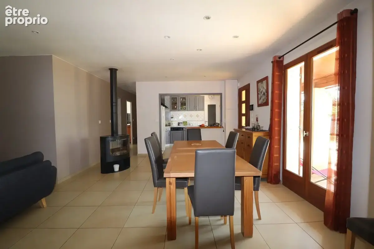 A valence entrepot 182 m2 + maison 167 m2 - photo 2