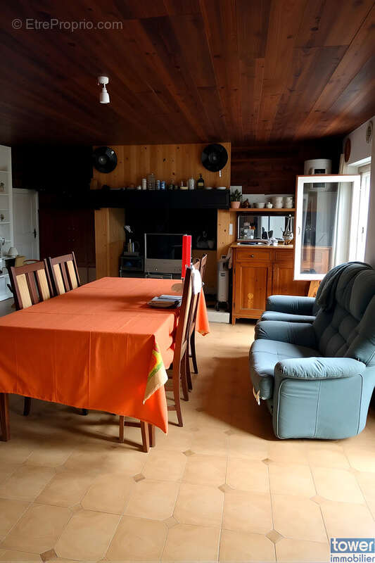 Maison à SAUGNACQ-ET-MURET