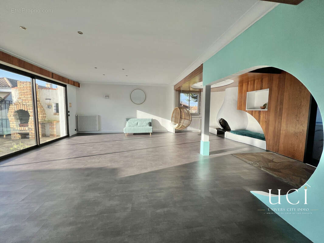 Maison 154 m² à Geneston  - photo 2