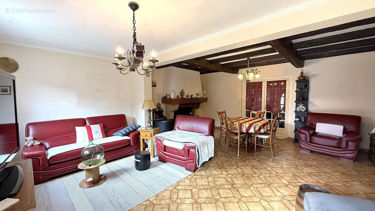 Maison à MONTIGNY-LE-BRETONNEUX