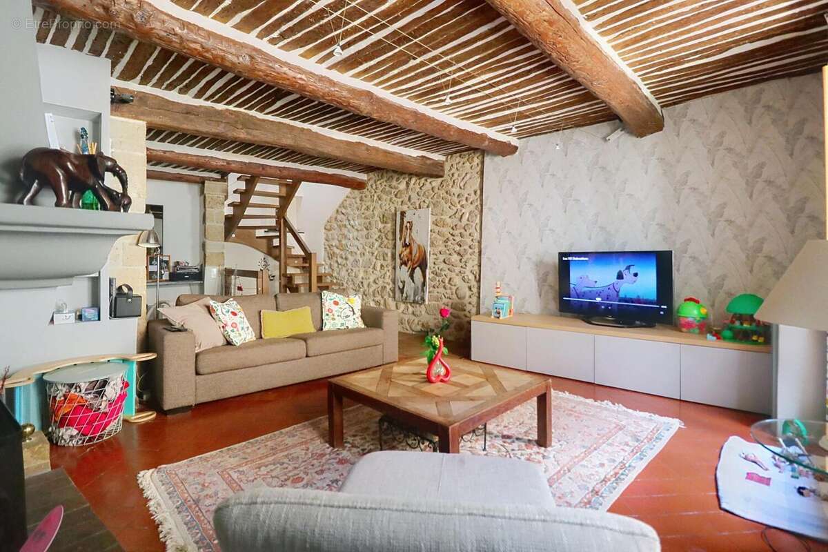 Photo 3 - Maison à ROGNES