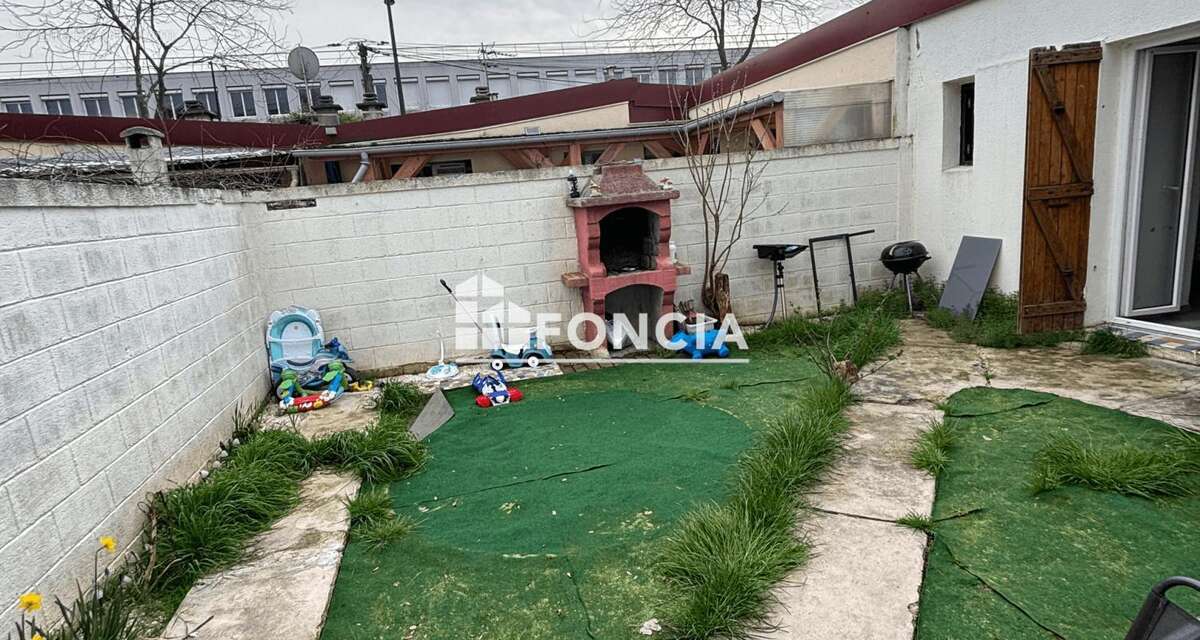 Maison à GOUSSAINVILLE