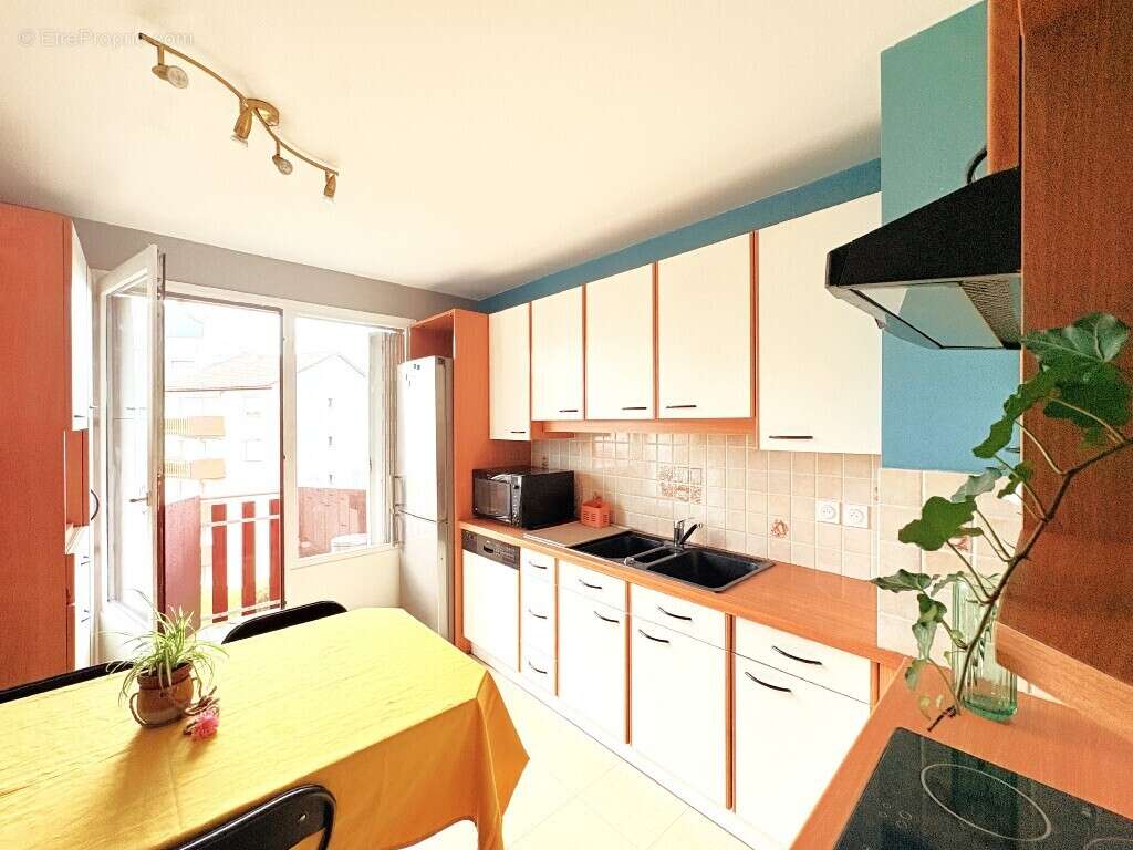 Appartement 83 m² à Cran-Gevrier  - photo 8