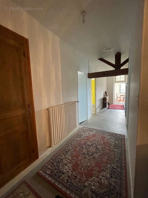 Maison à SAINT-JUNIEN