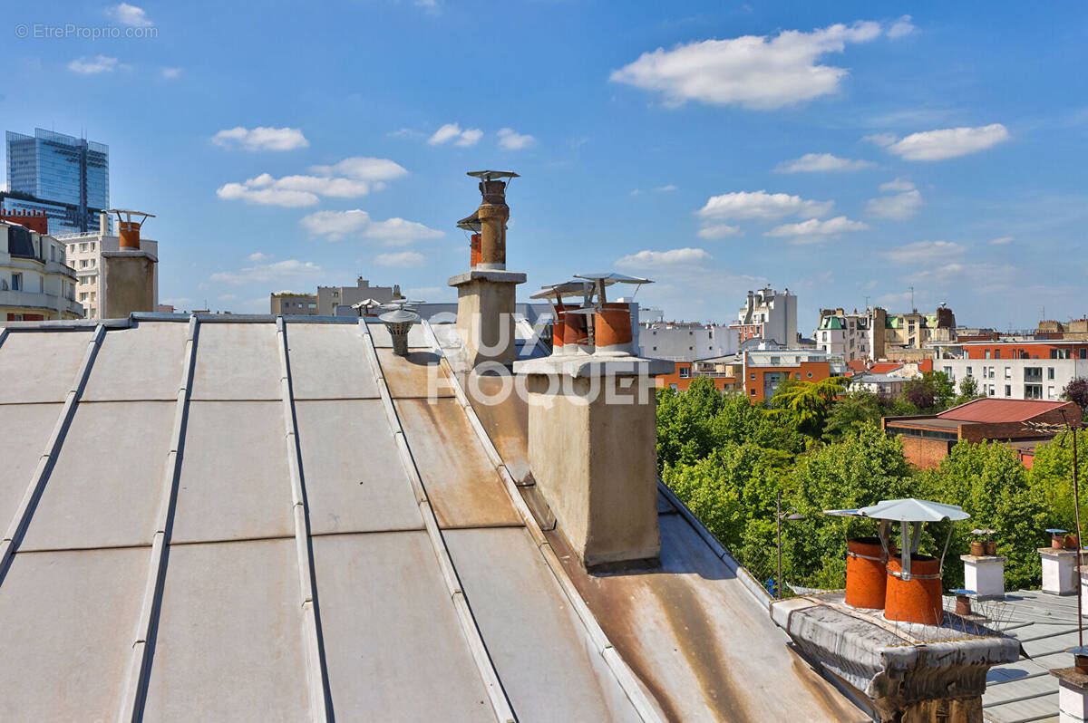 Appartement à PARIS-17E