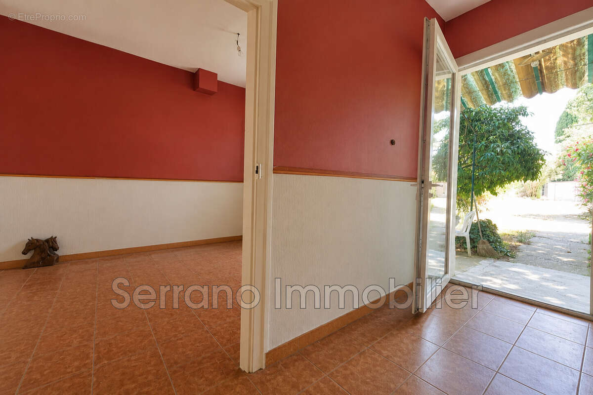 Maison 50 m² à Beaucaire  - photo 6