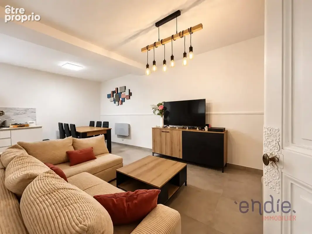 À Vendre - Charmant appartement cocooning de 42 m² au centre-ville de Dijon - photo 2