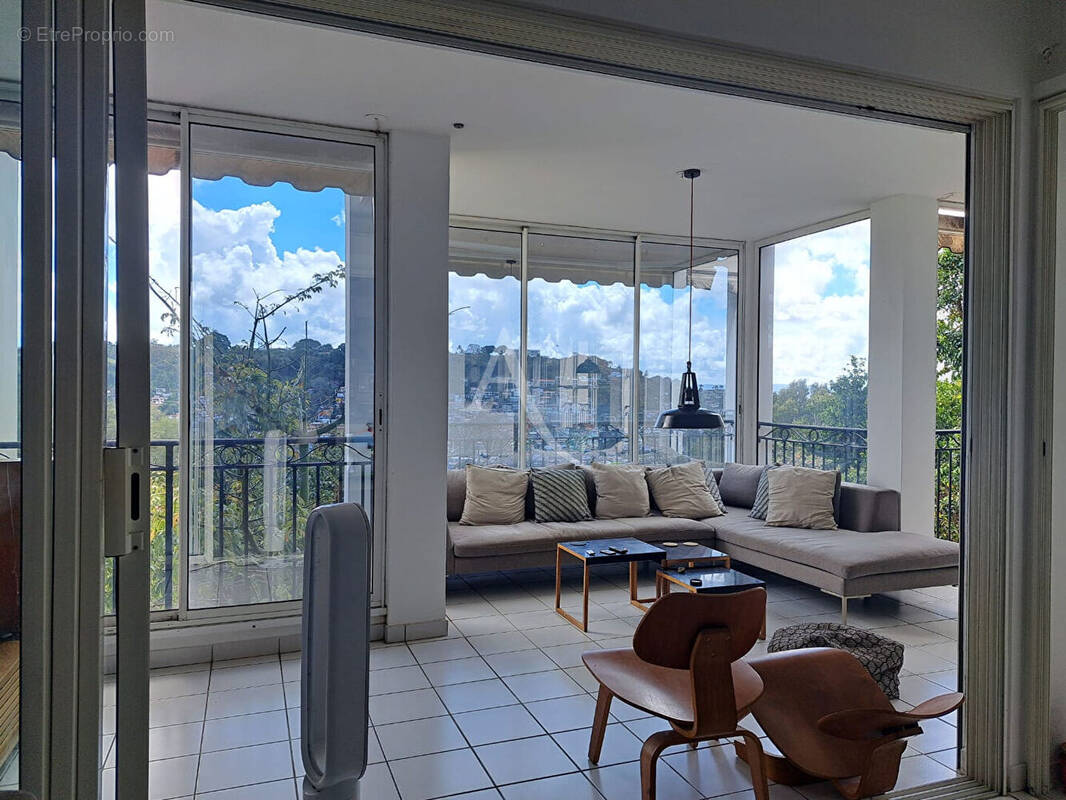 Appartement à FORT-DE-FRANCE