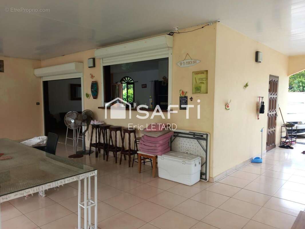 Maison 135 m² à Remire-Montjoly  - photo 3