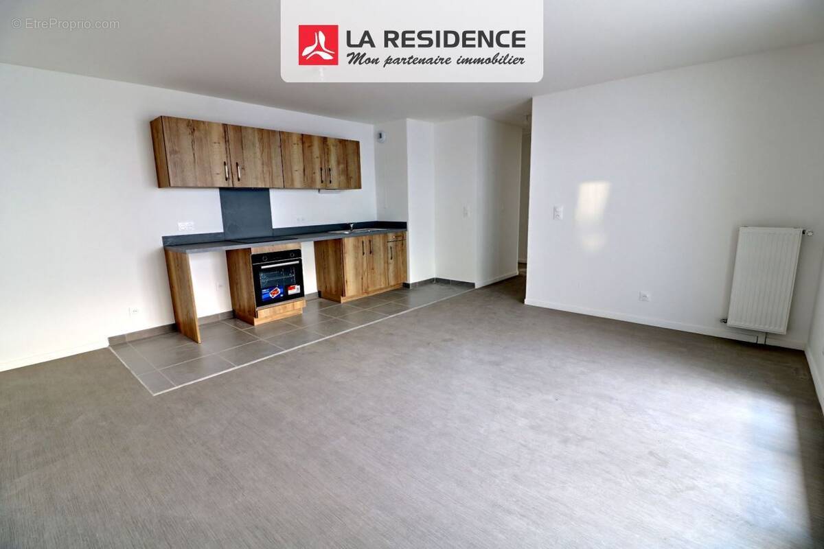 Appartement à DEVILLE-LES-ROUEN