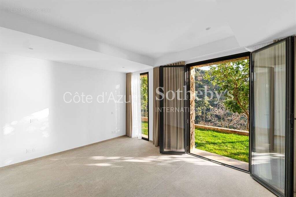 Maison à ROQUEBRUNE-CAP-MARTIN