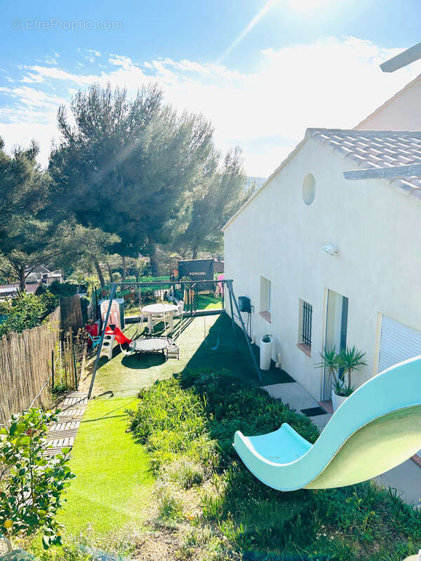 Maison à BORMES-LES-MIMOSAS