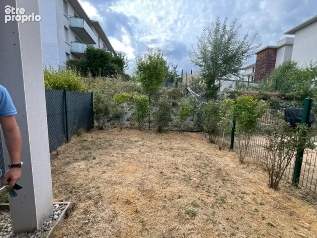 Haut de chazal - photo 15