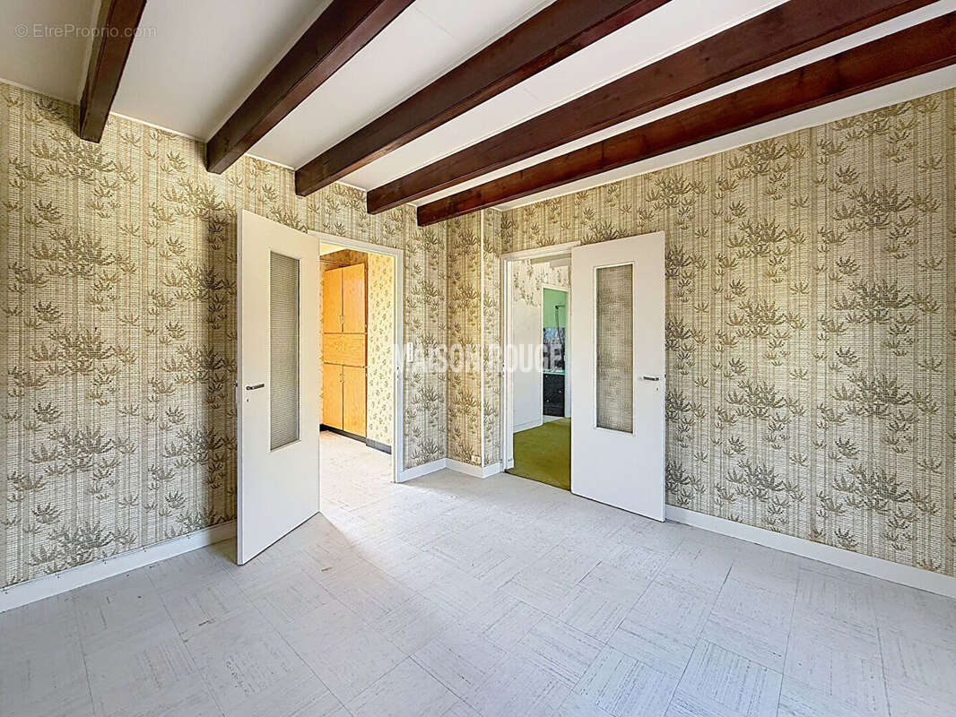 Appartement T2 à rénover avec balcon plein sud à deux pas de la plage à Saint-Malo - photo 4