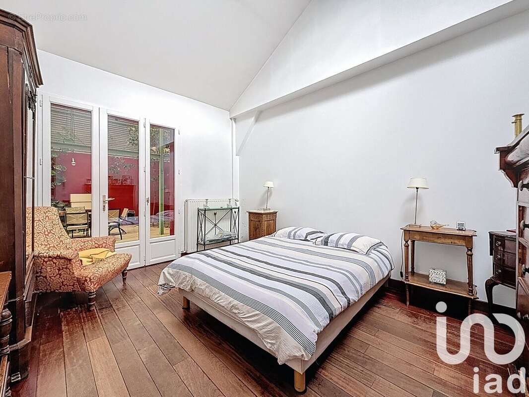 Photo 8 - Maison à SAINTRY-SUR-SEINE