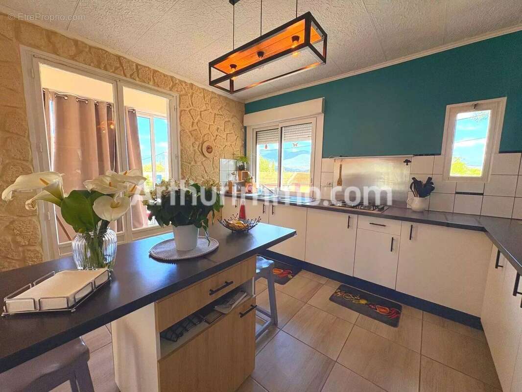 Maison à SAINT-CHINIAN