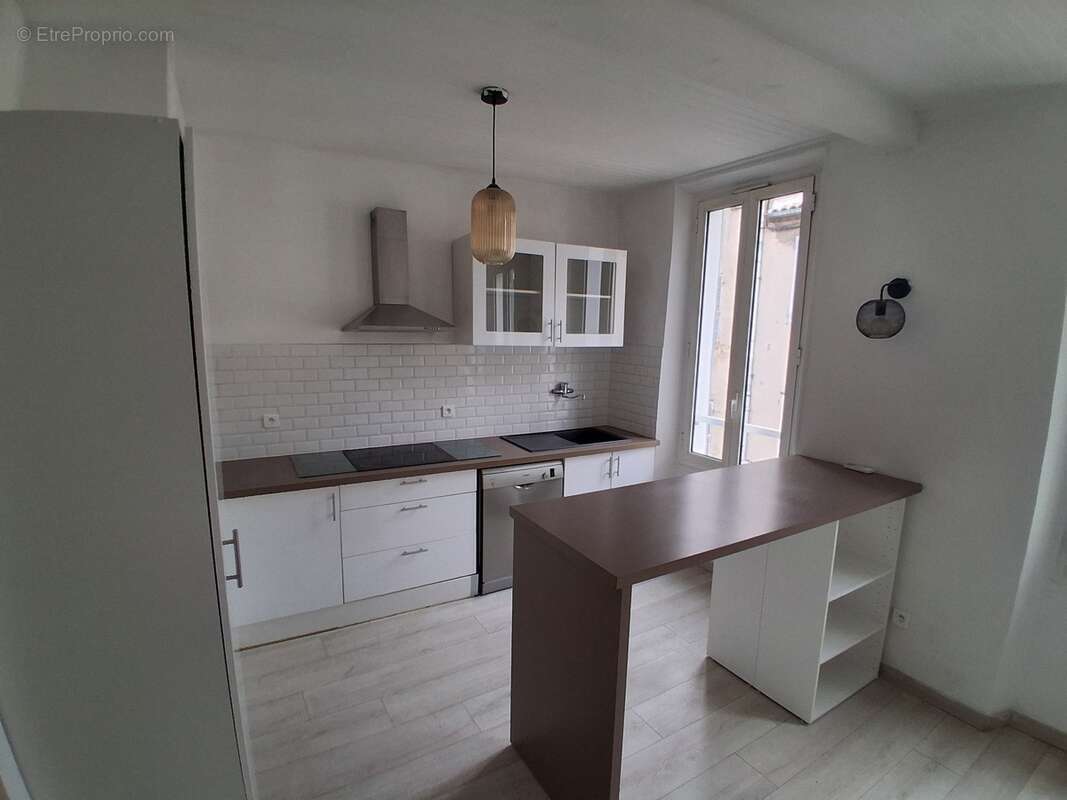 Appartement à AURIOL