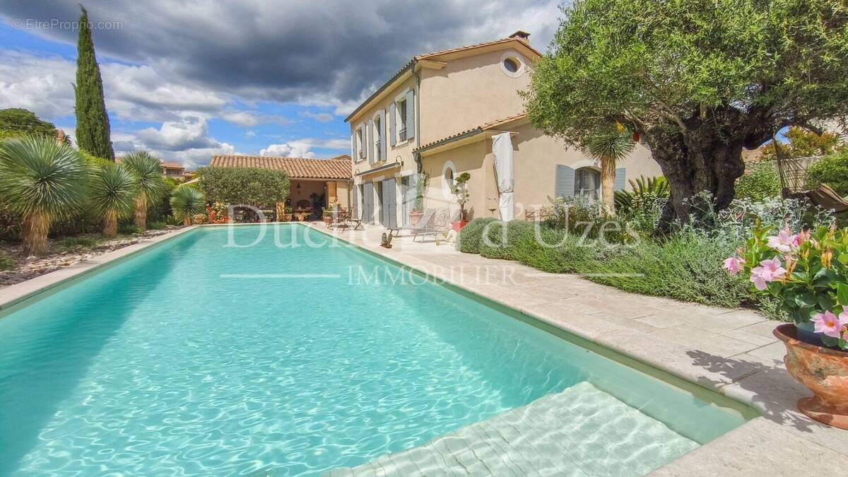 Photo 1 - Maison à UZES
