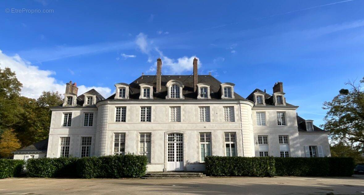 Appartement à CHECY