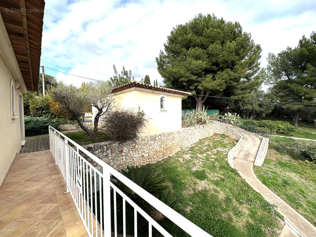 Maison à OLLIOULES