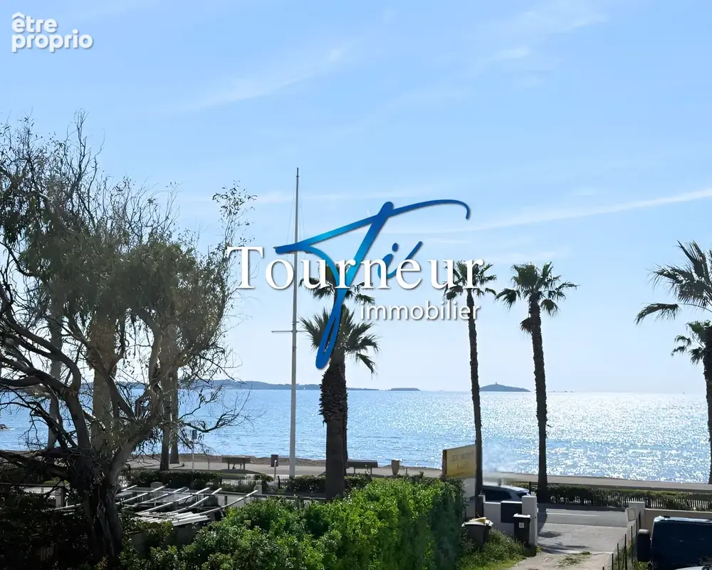 Les lones sanary standing **vue mer** imprenable a 20m de la plage t2 au 1er et dernier etage - photo 2