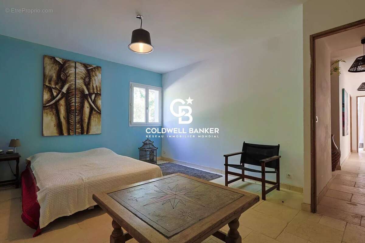 Maison à BORMES-LES-MIMOSAS