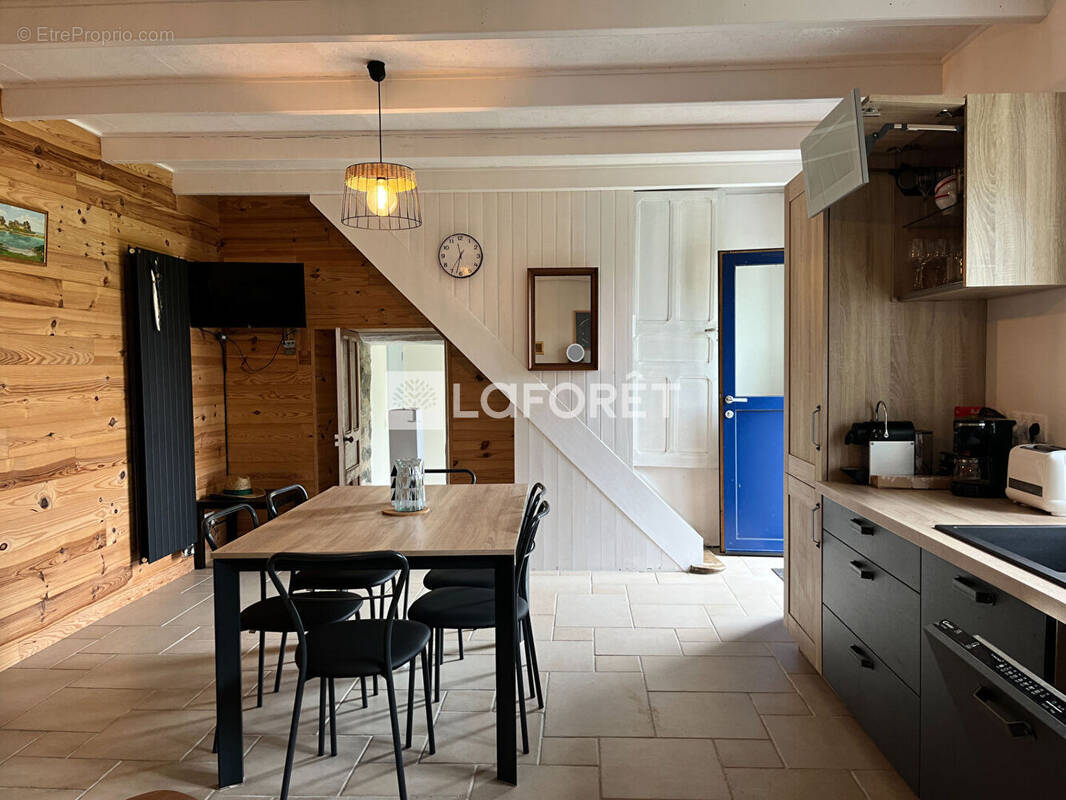 Maison à PLOUGRESCANT