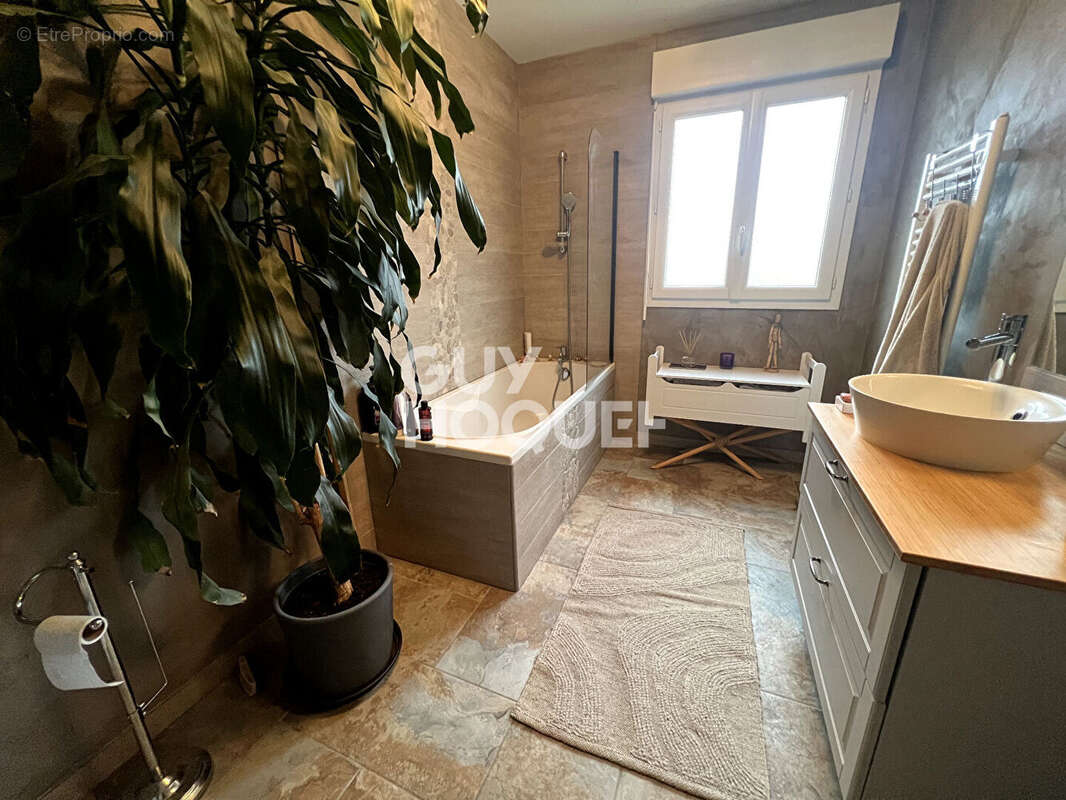 Maison à SAINT-MICHEL-SUR-ORGE