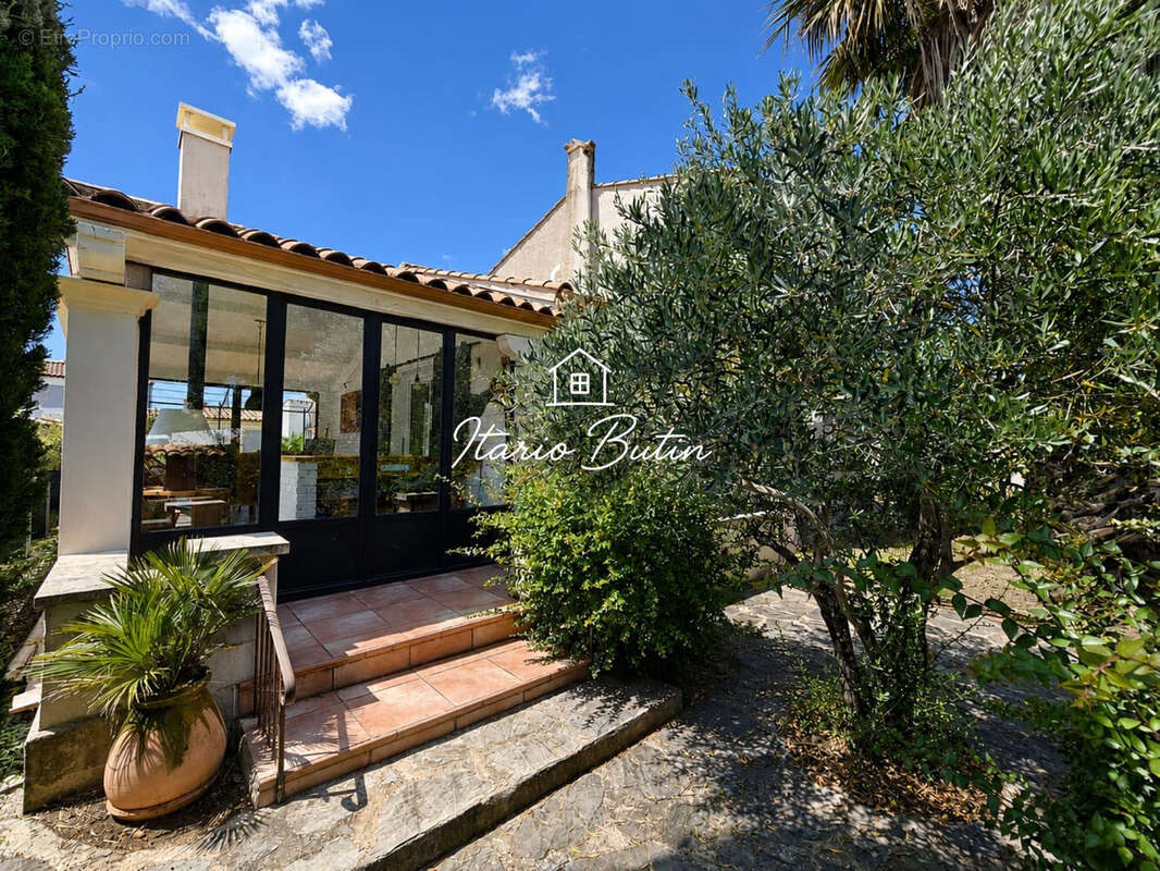 Maison à MARAUSSAN
