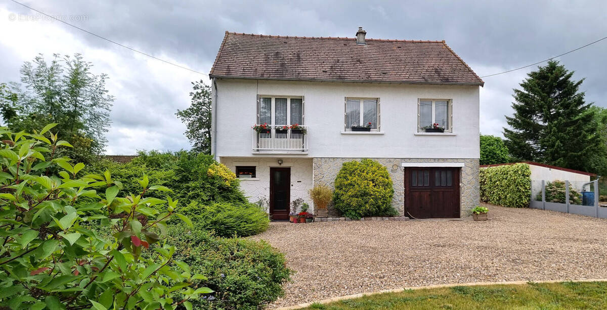 Maison à RIBECOURT-DRESLINCOURT