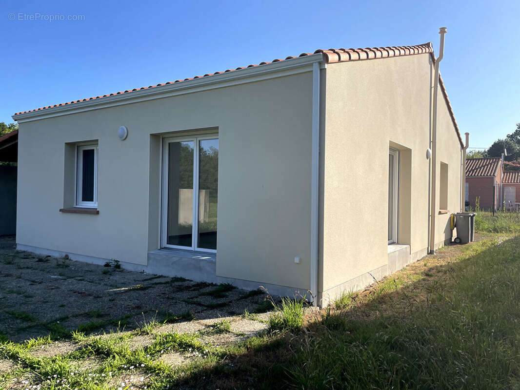 Maison à SAINT-PHILBERT-DE-GRAND-LIEU