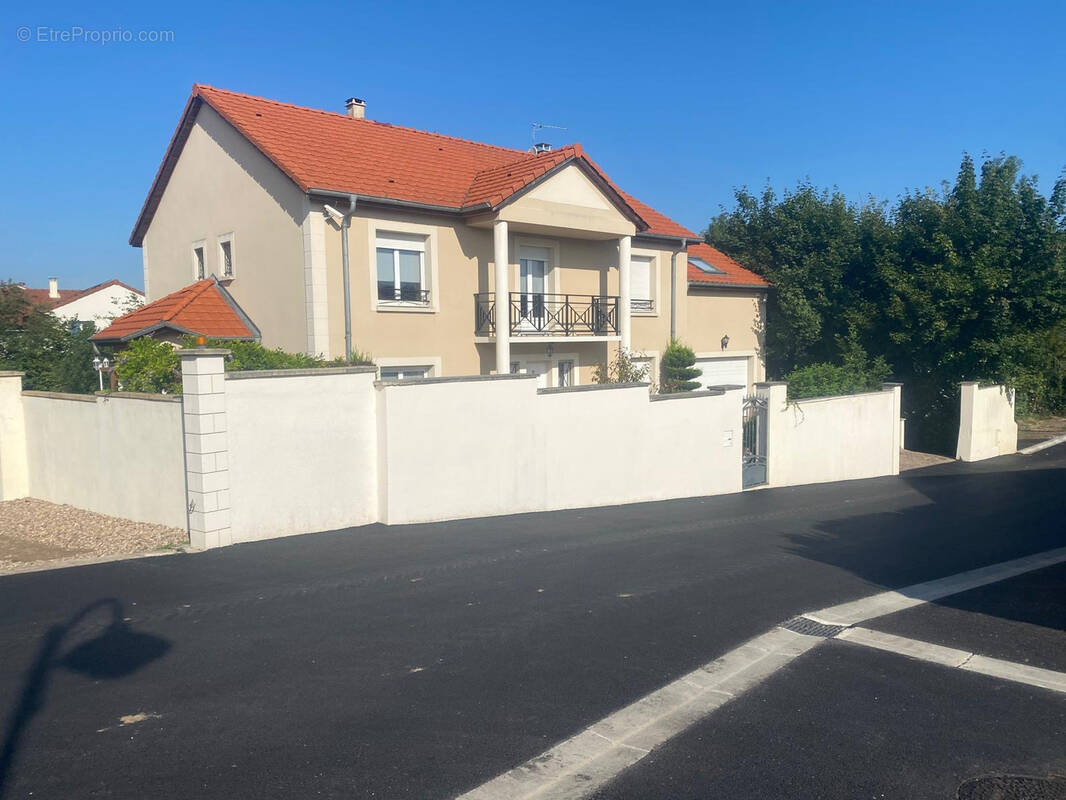 Maison à NOISSEVILLE