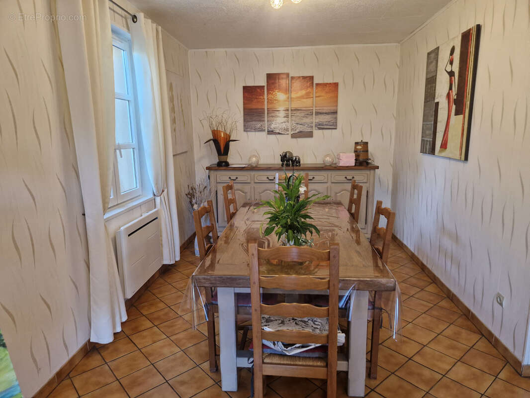 Maison à DRACY-SAINT-LOUP