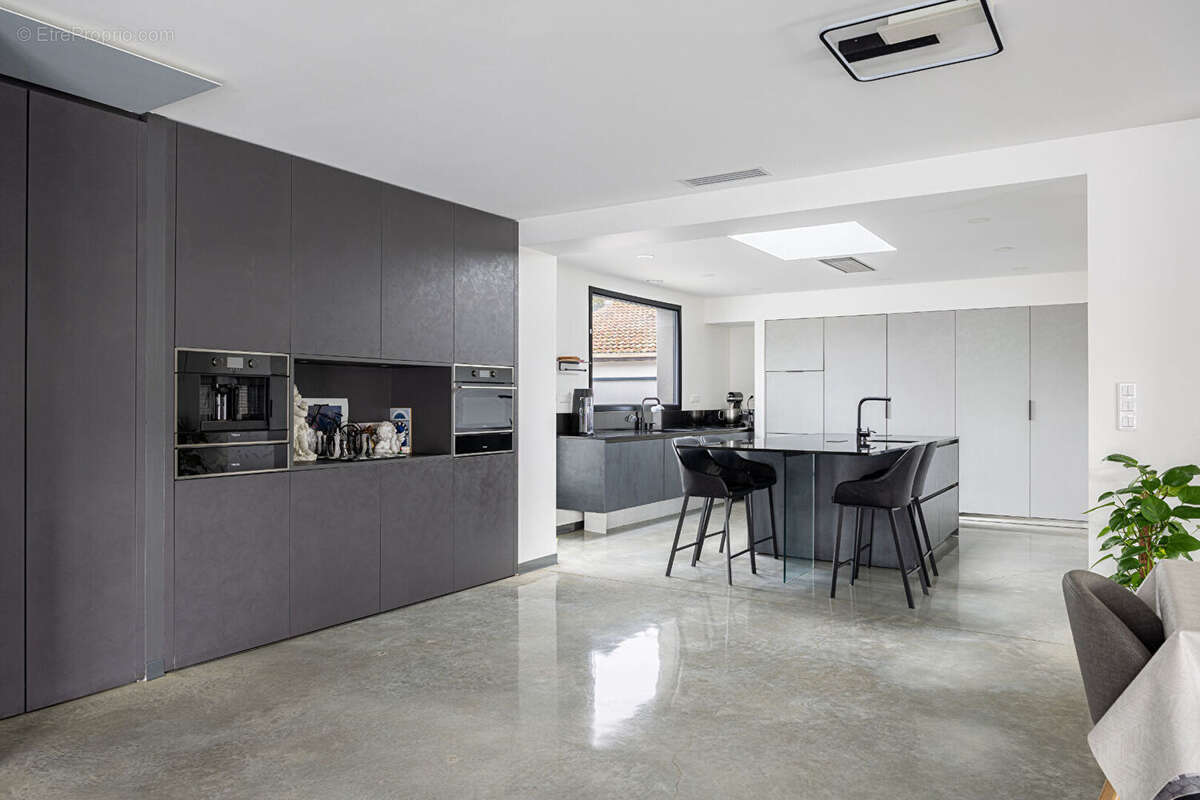 Maison à SAINT-PRIEST