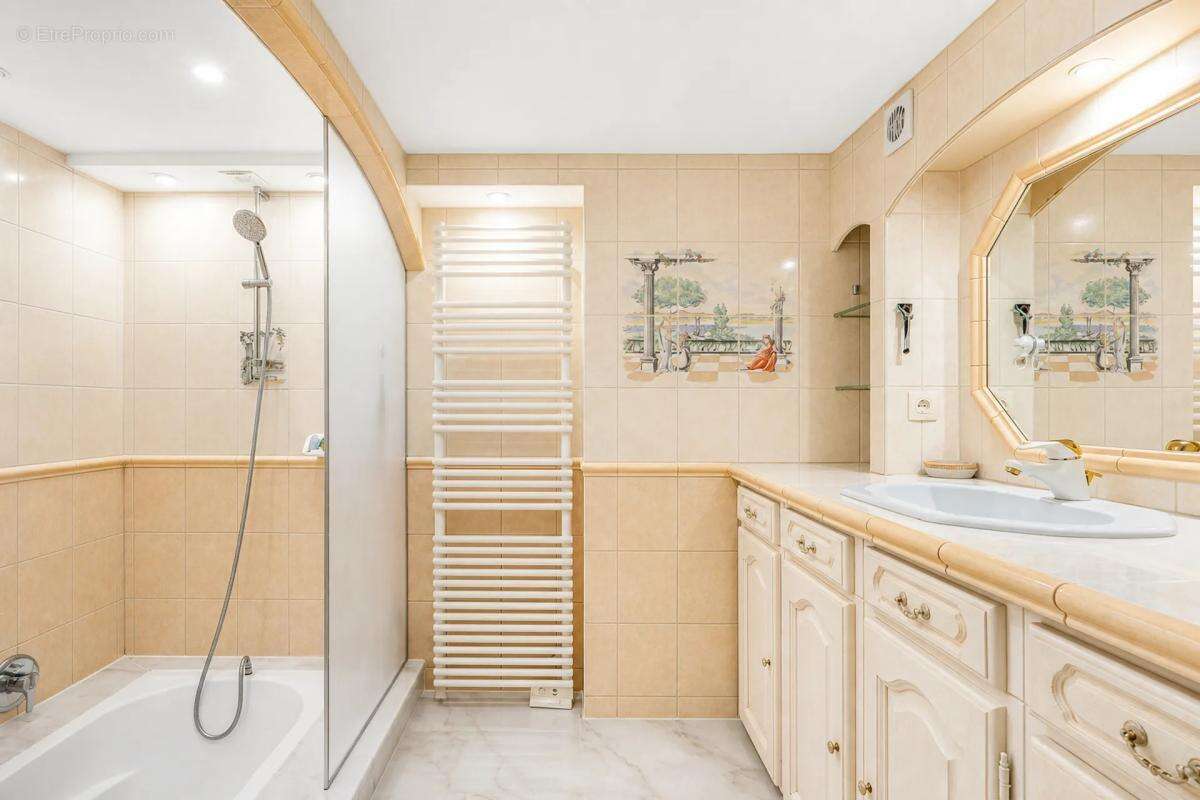 Appartement de 5 pièces de 90 m² situé à Bouyon - photo 16