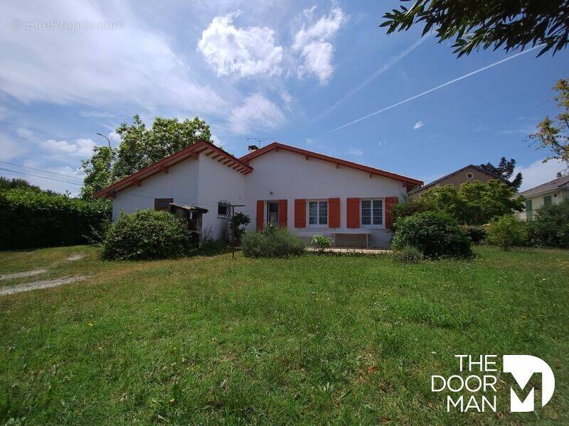 Maison à LANGON