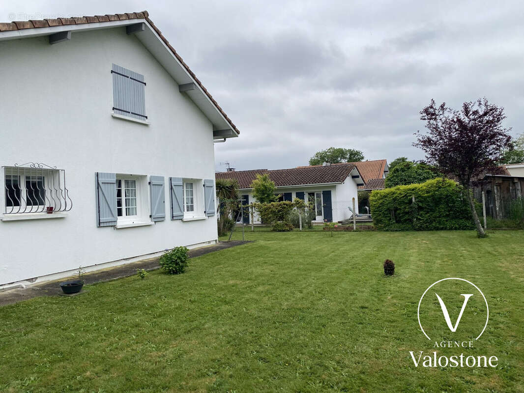 Maison 95 m² à Hagetmau  - photo 7