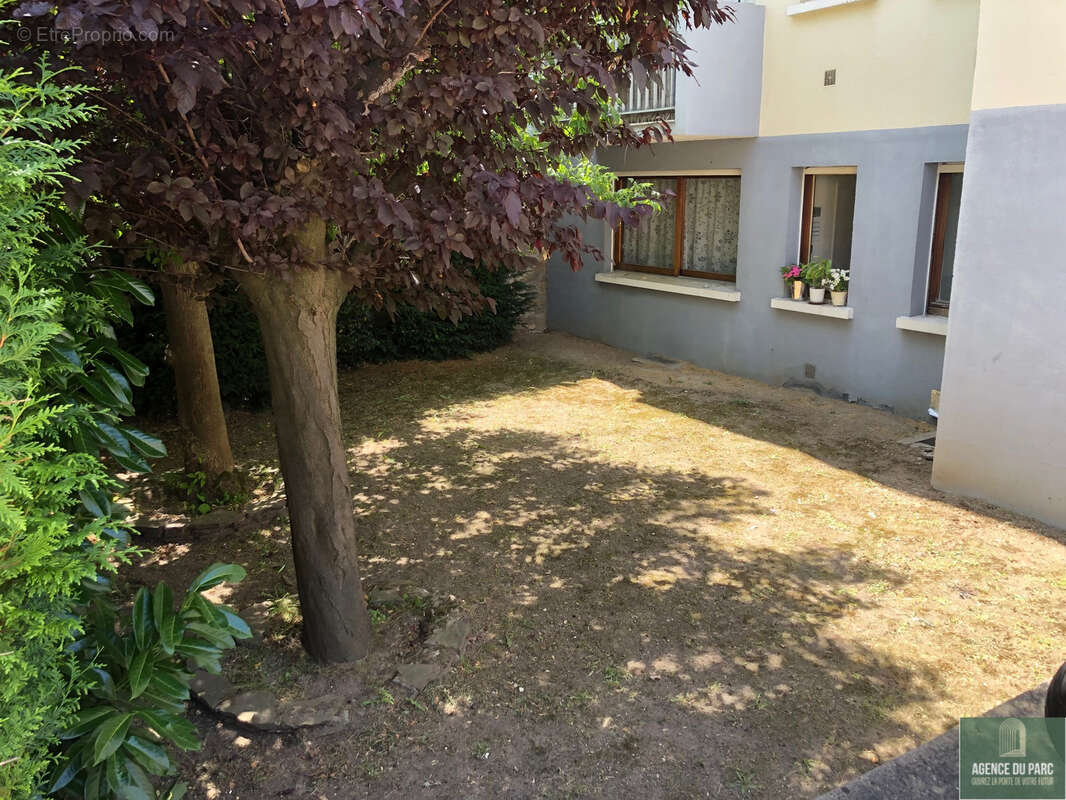 Appartement à SURESNES