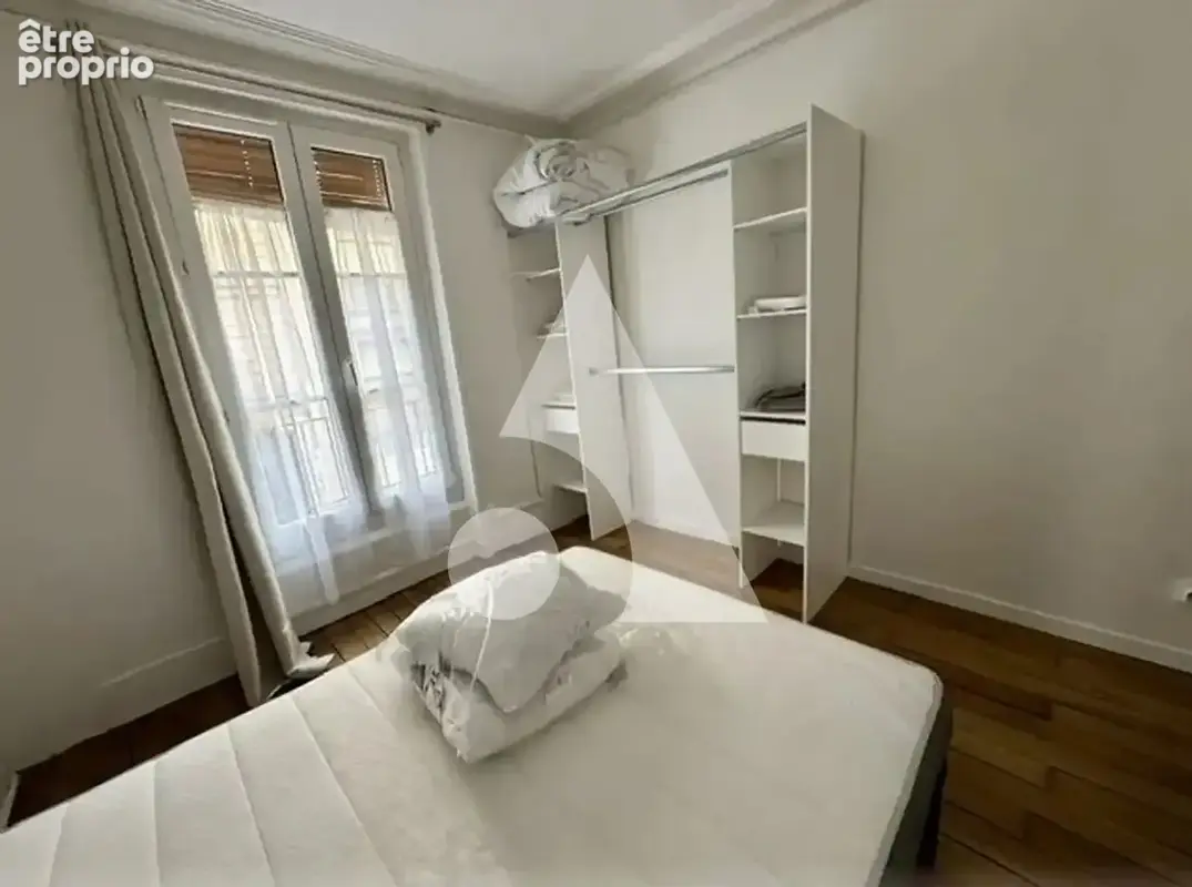 Paris 17e Épinettes - 2 pièces rénové traversant de 31,80 m² - photo 3