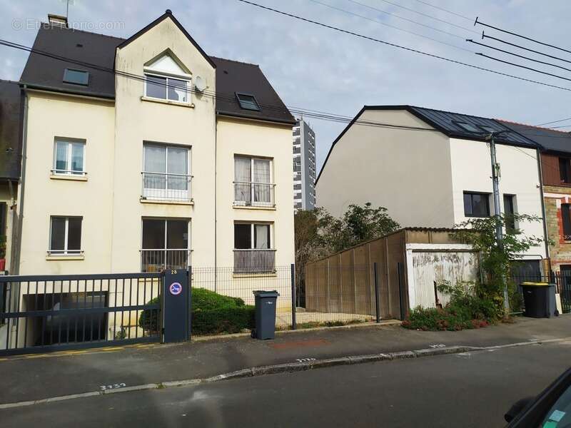 Dpt Ille et Vilaine (35), à vendre RENNES appartement T2 - photo 3
