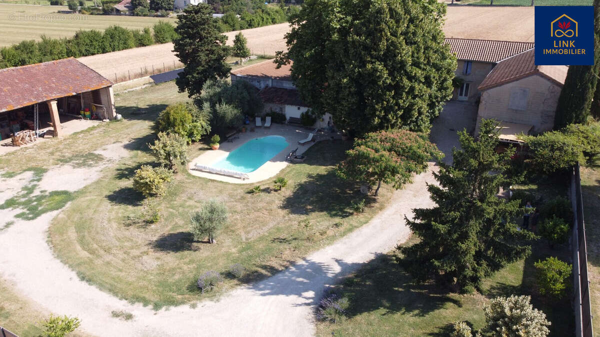 Maison 269 m² à Eurre  - photo 4