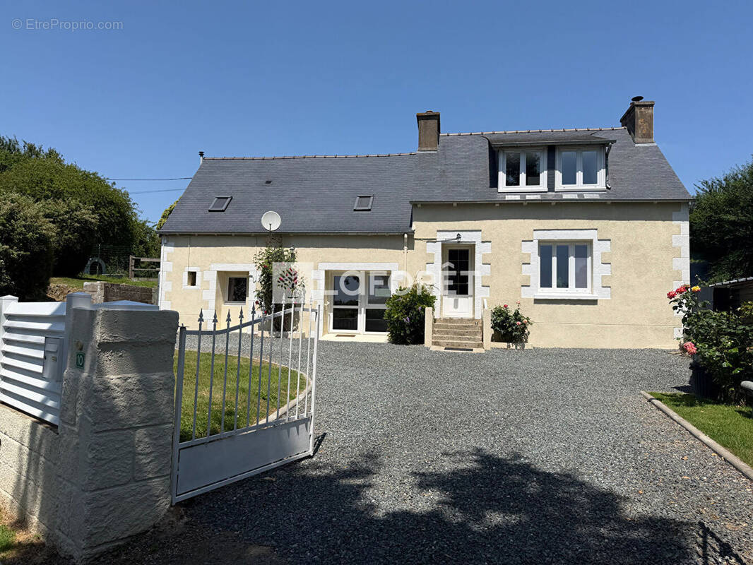 Maison à PLUDUAL
