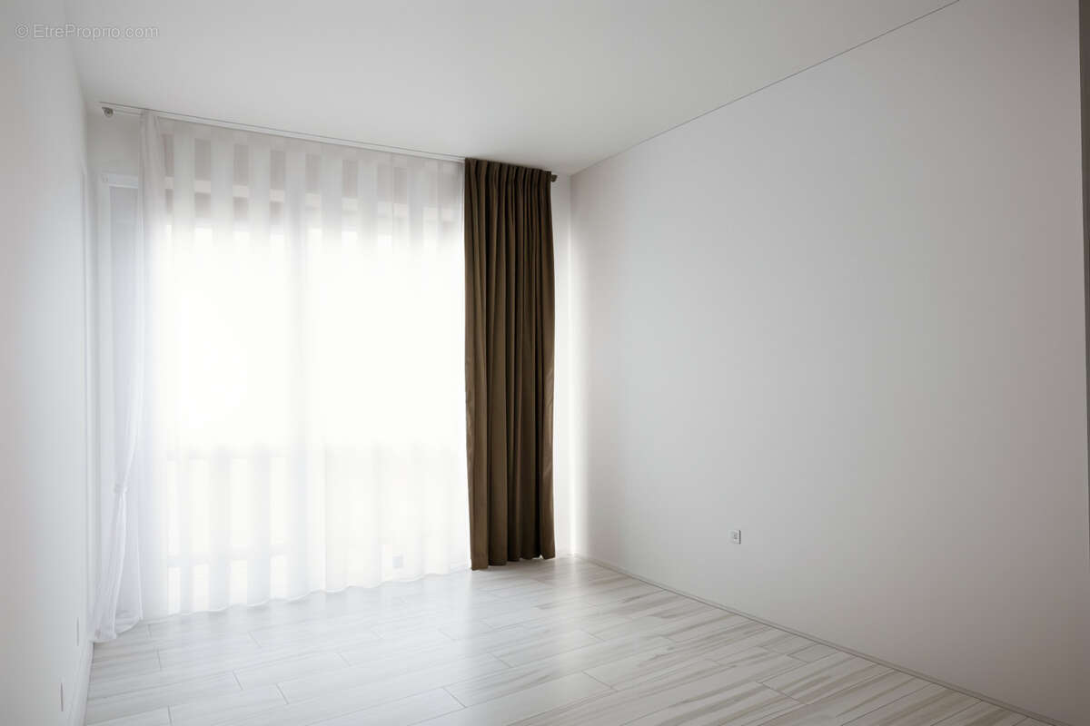 Appartement à LES ESSARTS-LE-ROI