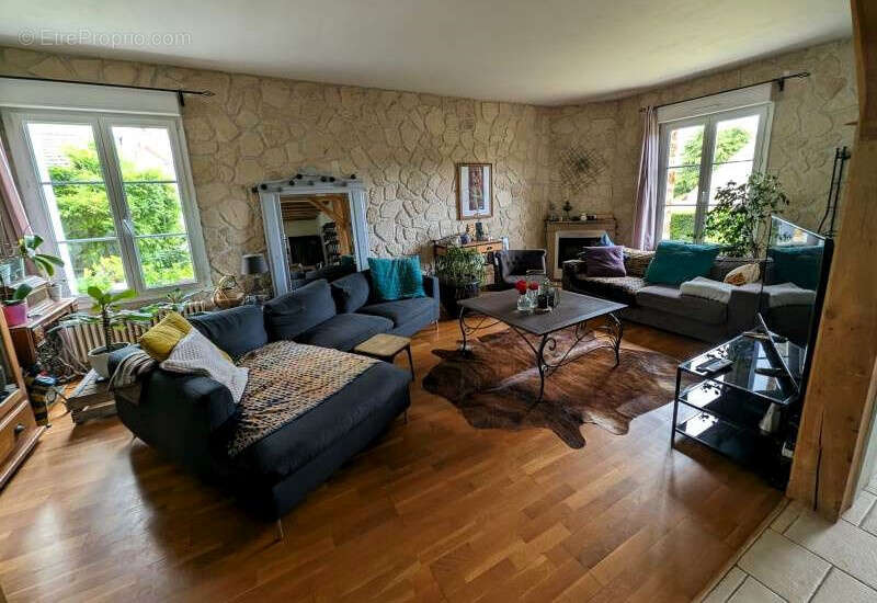 Maison à GARANCIERES