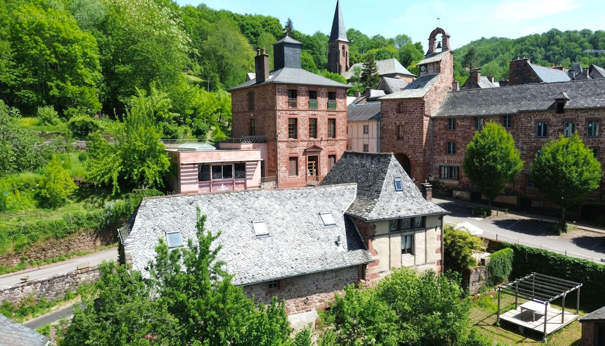 Maison Villecomtal 5 pièces 150 m2 + 76m²  aménageable sur 585 m² de terrain - photo 3