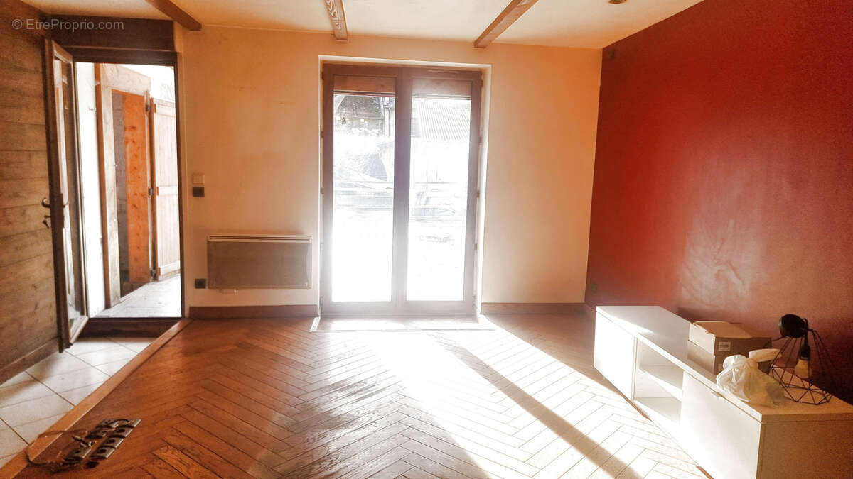 Appartement à AIGUEBELLE