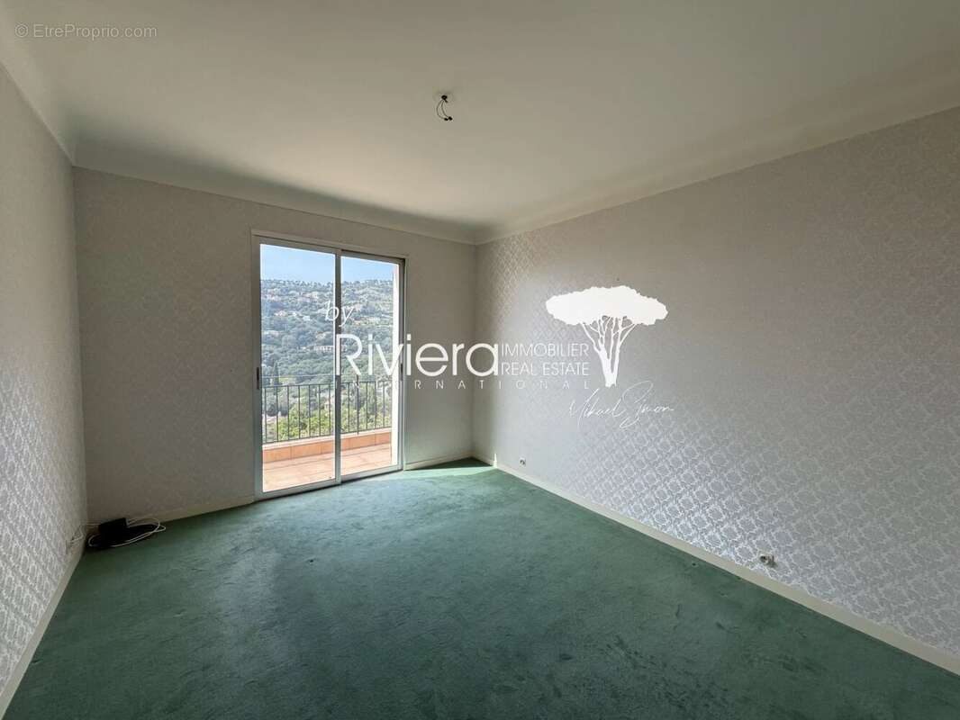 CAVALAIRE - Villa Vue Mer - 6 chambres - Double Garage. - photo 22
