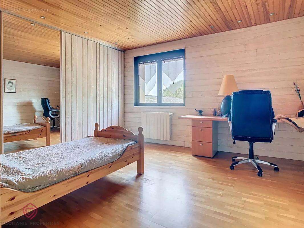 Maison à BELVEZE-DU-RAZES